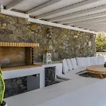 Lunar Glastros (Mykonos)