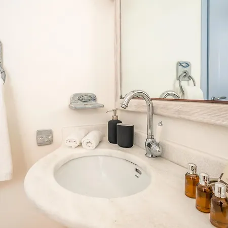 Holiday home Lunar Glastros (Mykonos)