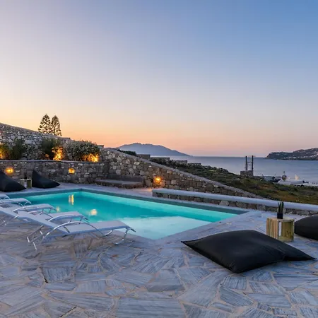 Lunar Glastros (Mykonos)